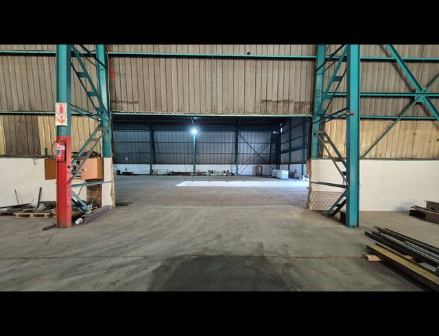 5,600M² FACTORY TO LET IN ANDERBOLT